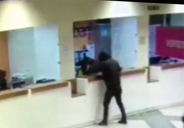 Grabitja te Hoteka, ja sa lekë u rrëmbyen