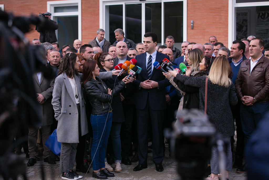 Basha: Ftojmë shqiptarët të na bashkohen në 27 janar, objektivi i protestave largimi i qeverisë së paligjshme