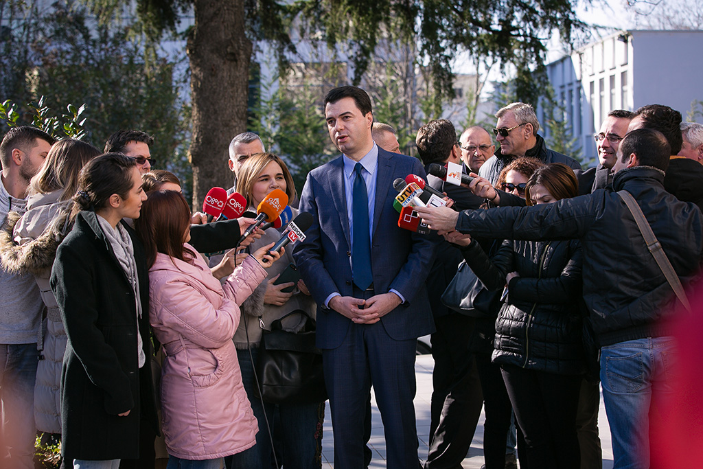 Përfundon takimi aleatëve, Basha: Nesër protestë madhështore dhe paqësore