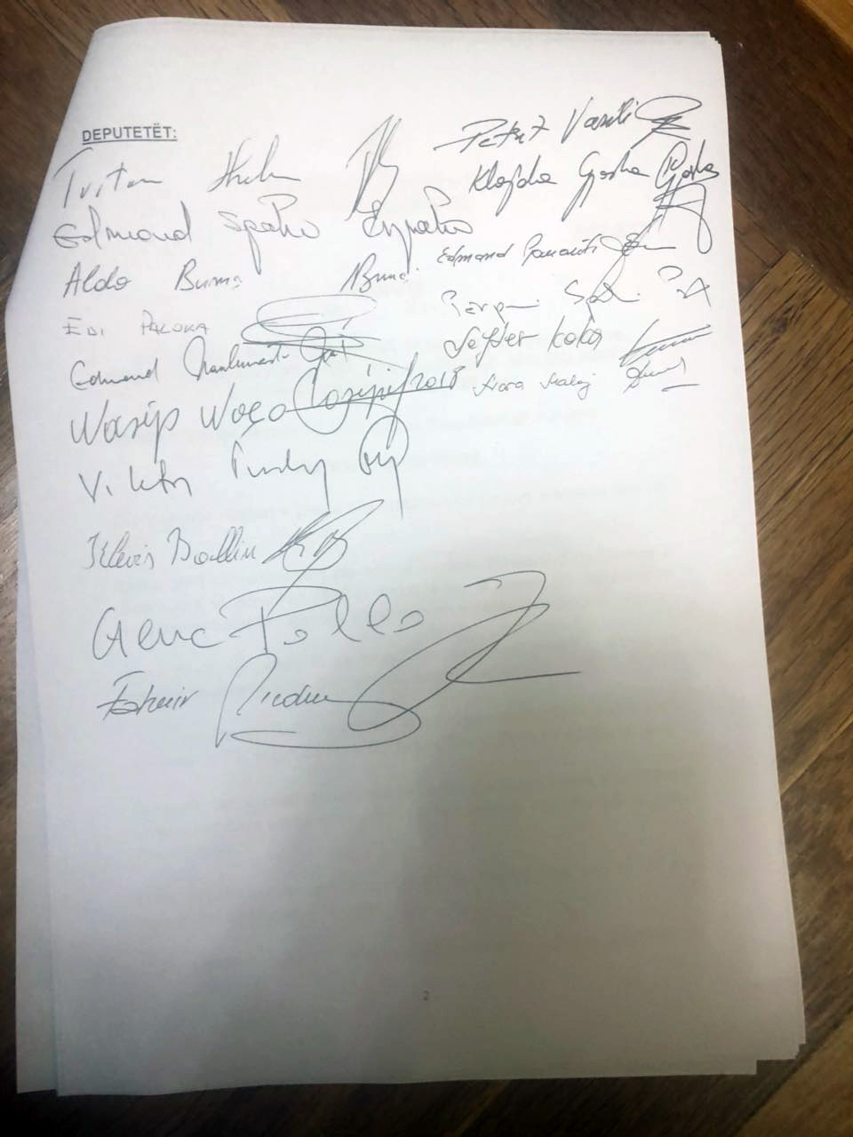 FOTO DOKUMENT/ PD rezolutë në Kuvend: Të rishikohet qëndrimi, për votën kundër SHBA në OKB