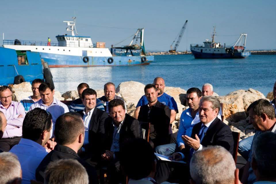 DURRËS/Rama mashtroi për portin e peshkimit, Berisha i nxjerre fotot e 2013