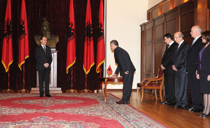 Besnik Imeraj jep dorëheqjen, ishte në process vettingu