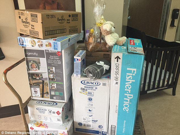 FOTO GALERI/ Lindin binjakët…, njëri në vitin 2017 e tjetri më 2018