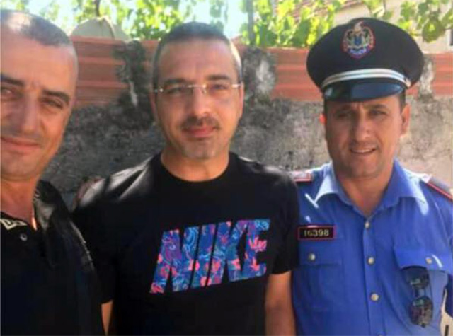 FOTO GALERI/ Ben Zalla, inspektori i Policisë mes dashurisë për Enver Hoxhën dhe Saimir Tahirin