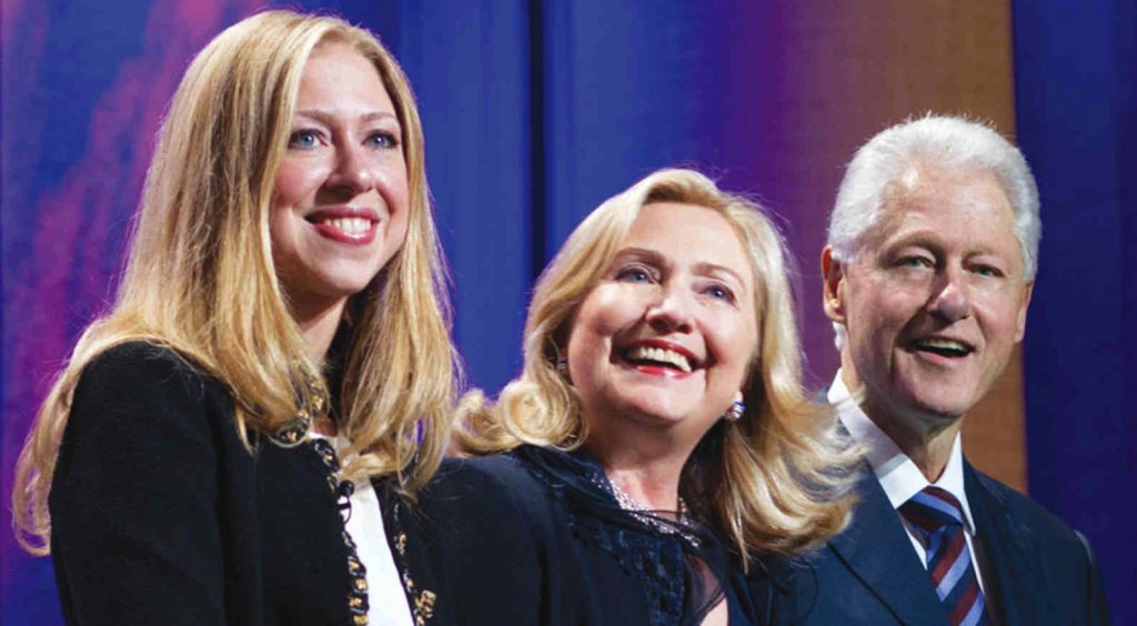 FBI, hetime për korrupsion familjes Clinton