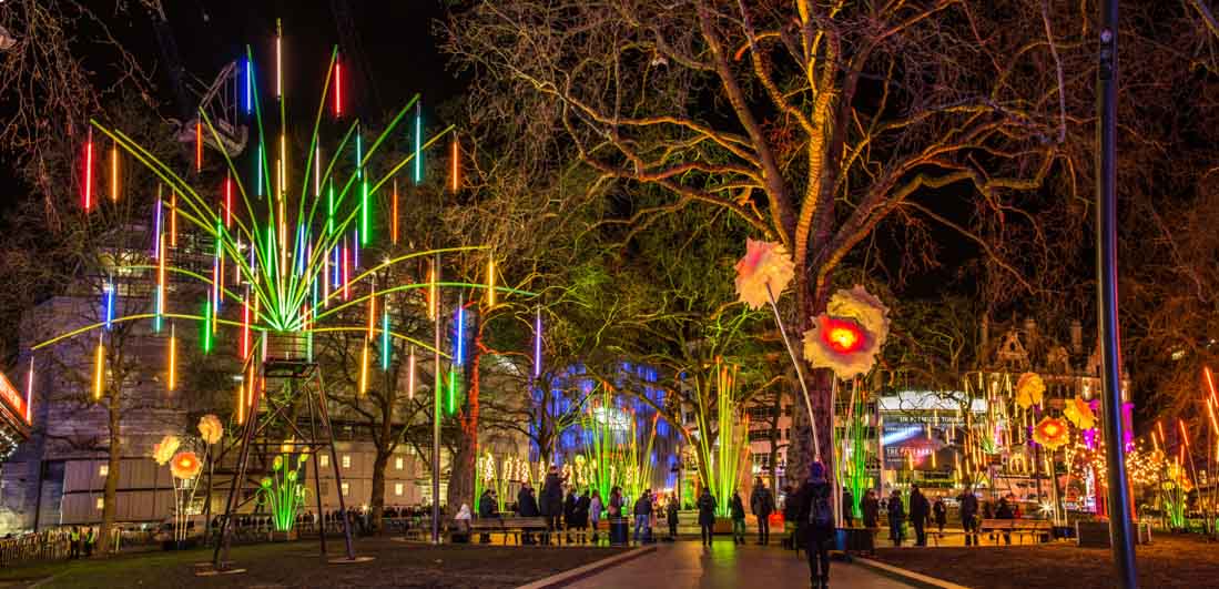FOTO GALERI/ Festivali i dritave, pamje të rralla në mes të Londrës