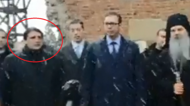 Shefi i sigurimit serb, non grata në Kosovë por shoqëroi Vucic