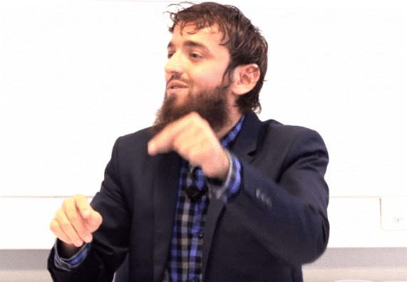 Imami shqiptar në Zvicër: Myslimanët gjatë verës të rrinë brenda, “provokohen nga gratë gjysmëlakuriqe”