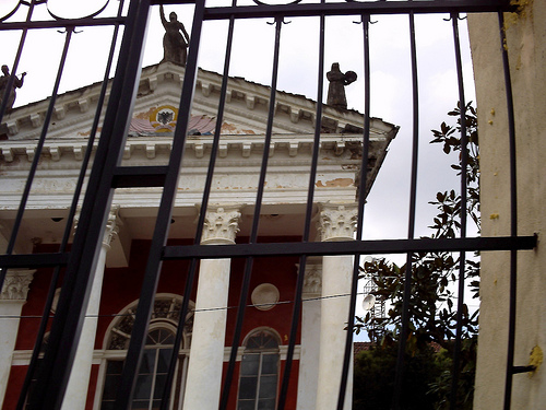 Industria e filmit, Tirana-nje shesh xhirimi per Hollywood