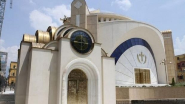 Kjo të ndodh nëse vjedh kishën në Memaliaj