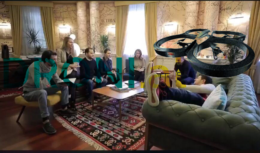 FOTO SKANDAL/ Erion Veliaj blen 5000 euro divan për të shtrirë këmbët në zyrë