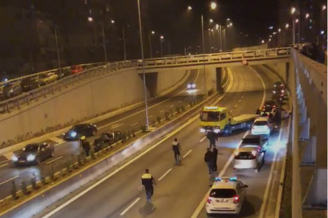 VIDEO/Aksident masiv ne Komunen e Parisit