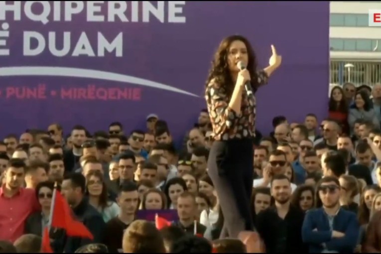 Berisha: Të nderojmë Skënderbeun të përmbysim Skënderbuçin e Spiropalit