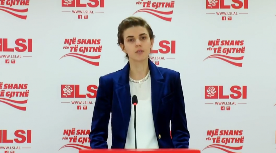 VIDEO/ Deputetja e LSI-së: Kryeministri turp të ketë…!