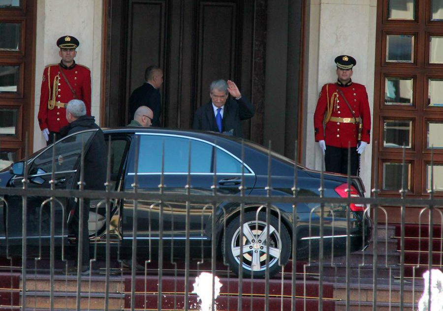FOTO GALERI/ Marrëveshja me Greqinë, Ilir Meta pret Sali Berishën në Presidencë