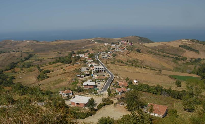 EMRAT/ Durrës, ja kush janë zyrtarët socialistë të arrestuar për korrupsion dhe abuzim me pronat në bregdet