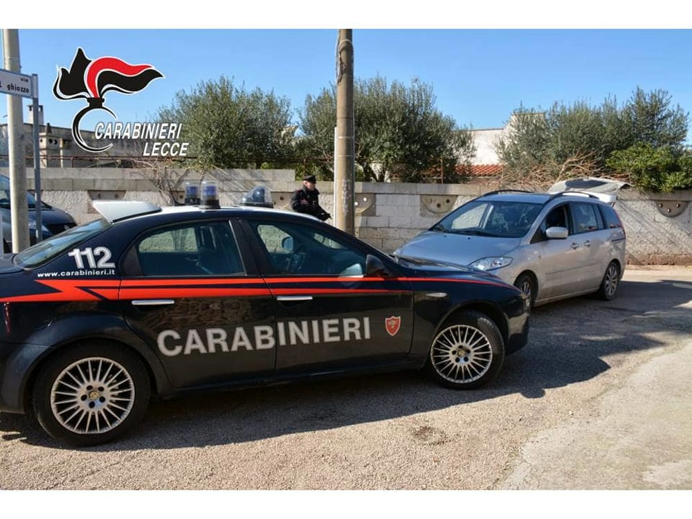 EMRA & FOTO GALERI/ Itali, kapen 250 kg marijuanë në Leçe, arrestohen 2 shqiptarë dhe 1 italian