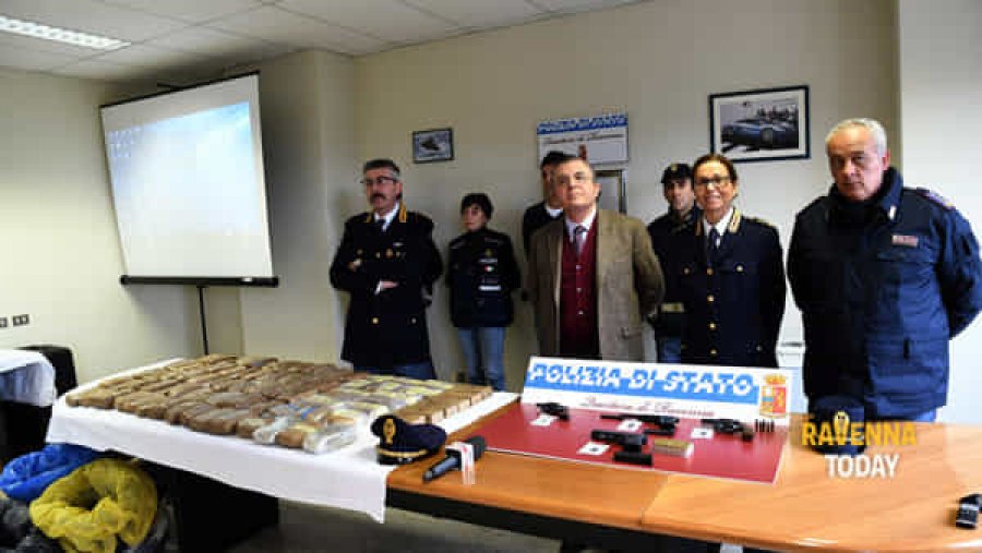 FOTO GALERI/ Itali, sekuestrohen 41 kg heroinë e cila “fliste edhe shqip”