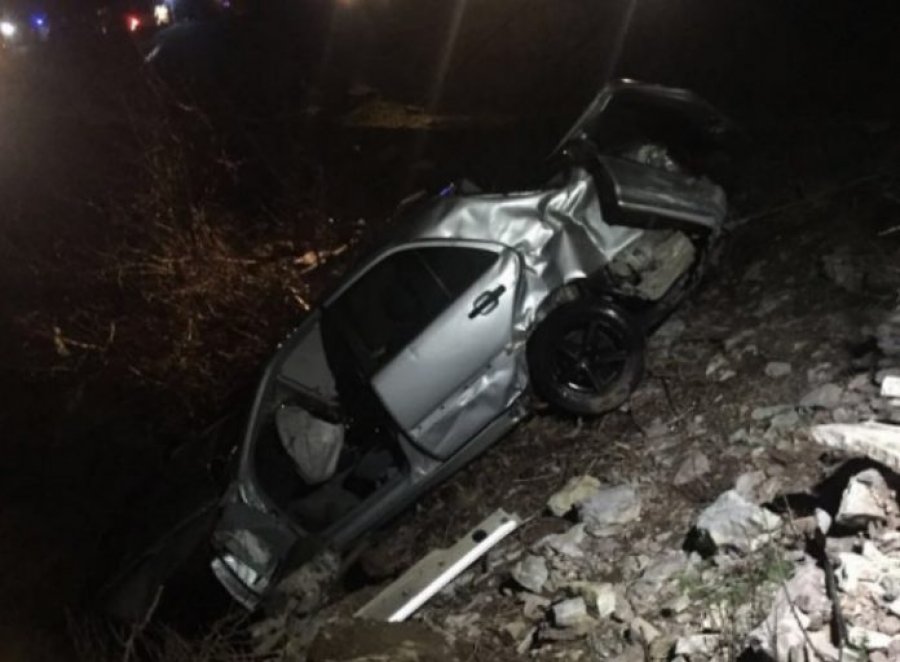 Gjirokastër, ktheheshin nga Greqia i zë gjumi dhe përfundojnë në lumë me gjithë makinë