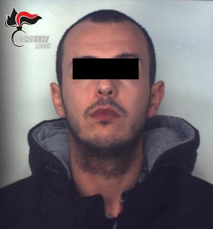 EMRA & FOTO GALERI/ Itali, kapen 250 kg marijuanë në Leçe, arrestohen 2 shqiptarë dhe 1 italian