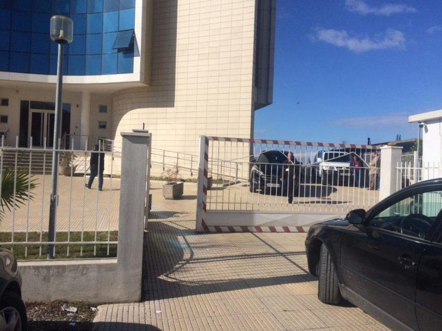 FOTO GALERI/ Kryepolici i ri në ndjekje të Kryeprokurores së re, ja ku ka qenë sot për takim