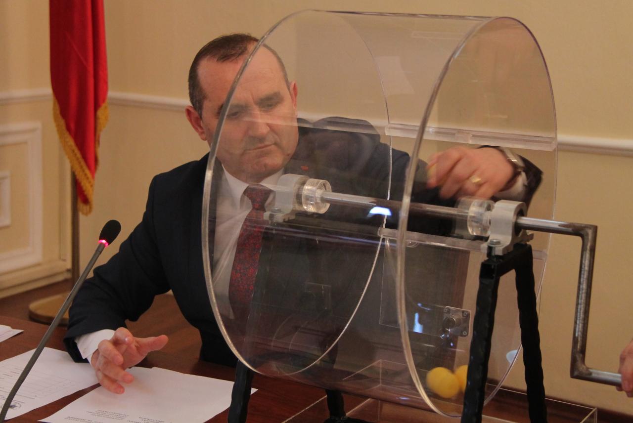 EMRAT/ Hidhet shorti për KLGJ, ja kush janë të përzgjedhurit