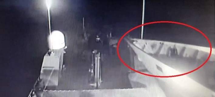 Video kur anija turke godet anijen  greke, deklarata lufte mes dy vendeve