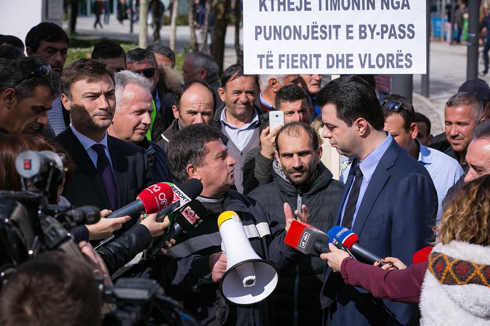 Lulzim Basha: Nuk ka rrugë tjetër për të ndryshuar vecse duke ndryshuar qeverinë