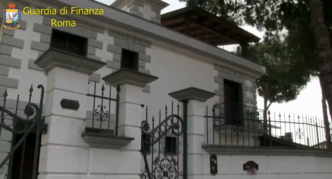 EMRAT & FOTO GALERI/ Itali, shkatërrohet banda, 23 milionë euro të bllokuara, ja roli i boksierit shqiptar