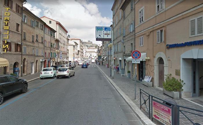 EMRI & FOTO GALERI/ Itali, sulmi me armë, ndalohet autori