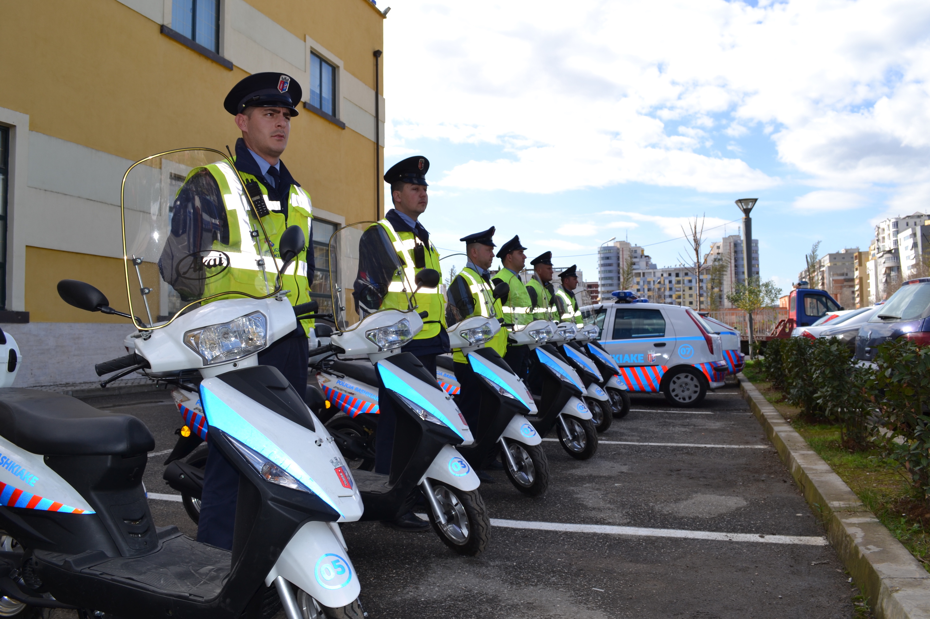“Shiriti i bashkisë mbi bizneset është i paligjshëm”