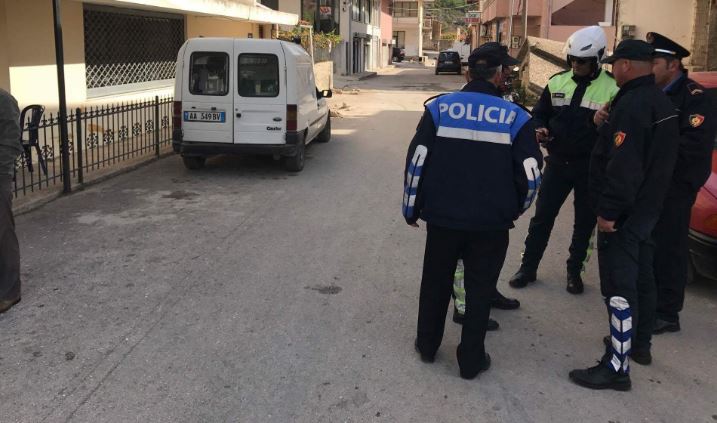 Tiranë, “luftë” me armë në Selitë, dyshohet për dy të plagosur