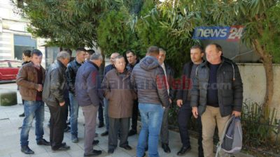 FOTO GALERI/ Arrestohen ish-zyrtarët e Ishmit, banorët kundër dalin në protestë