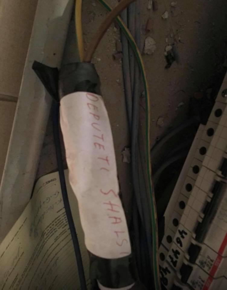 Deputeti Shalsi vjedh energji në Pogradec