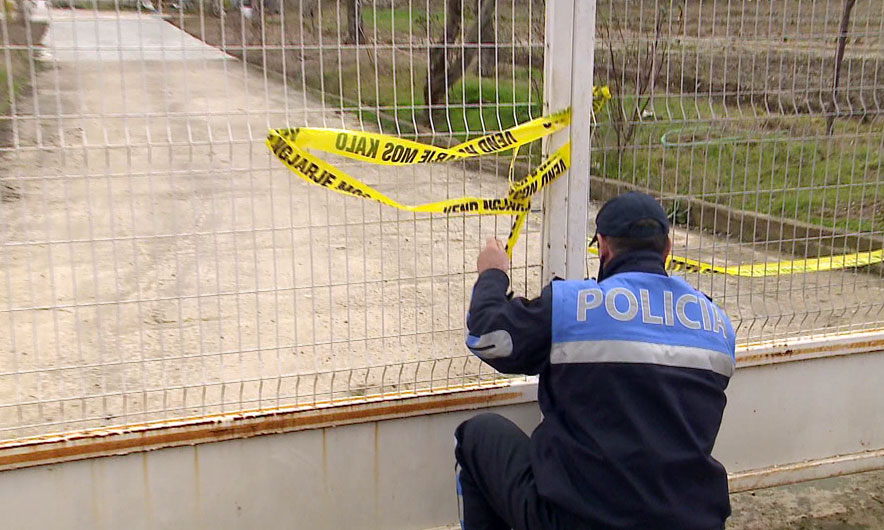 Në shtëpinë e vrasësve…, ku fqinjët “ngrenë supet”