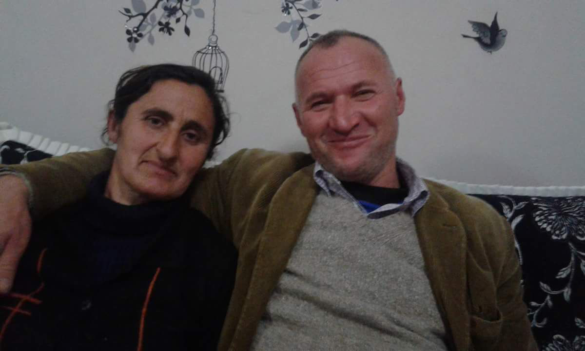 FOTO GALERI/ Mesazhi prekës i djalit për nënën e helmuar nga nusja e tij