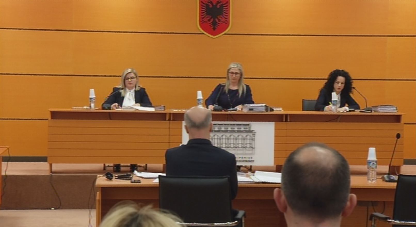 VIDEO & VETTING-u/ Nis pastrimi i Drejtësisë, ja gjyqtari i parë që verifikohet