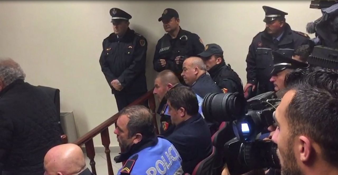 VIDEO/ Lezhë, Gjykata liron nga qelia kryebashkiakun