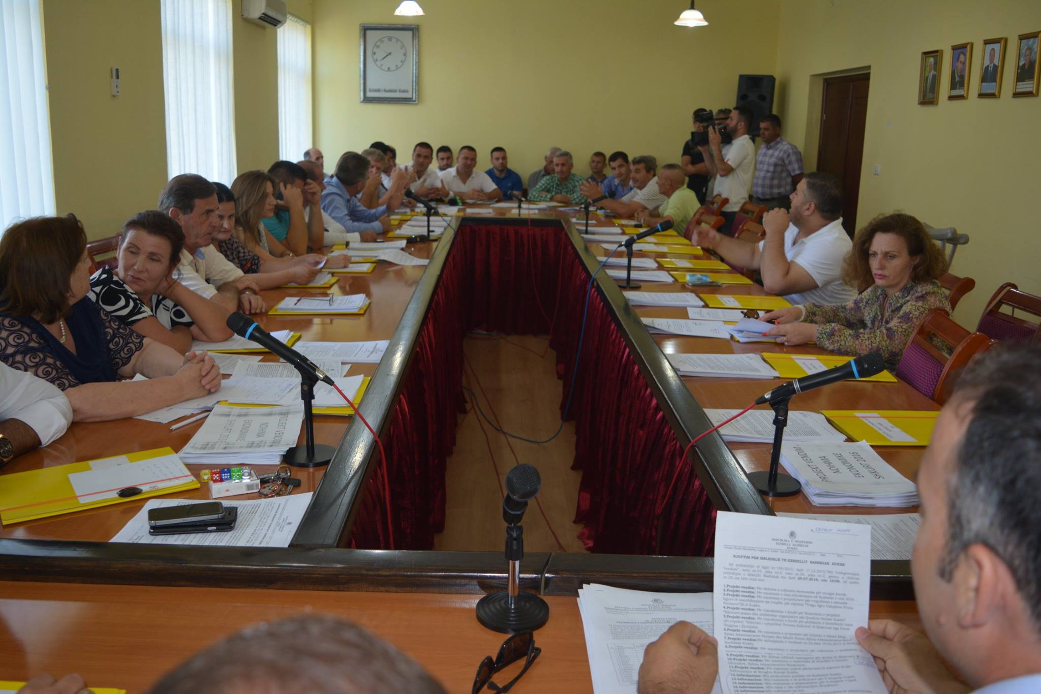 Kukës, të majtë e të djathtë, të gjithë kundër taksës së Rrugës së Kombit