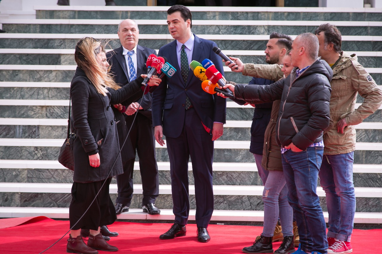 VIDEO & FOTO GALERI/ Lulzim Basha, thirrje për një zgjim të dytë të shqiptarëve