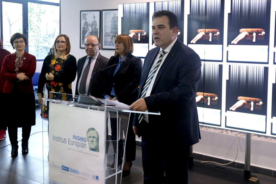 DETAJE & EMRA/ Prokurori tregon linjat e trafikimit të qenieve njerëzore që kalojnë nga Shqipëria, ja  klanet shqiptare të trafikimit