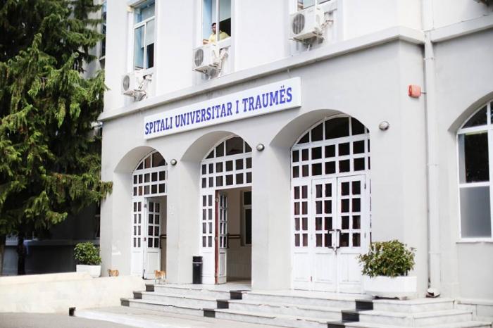 DETAJE/ aksidenti në Skrapar, flet mjeku: Vajza e ardhur në Tiranë do t’i nënshtrohet operacionit