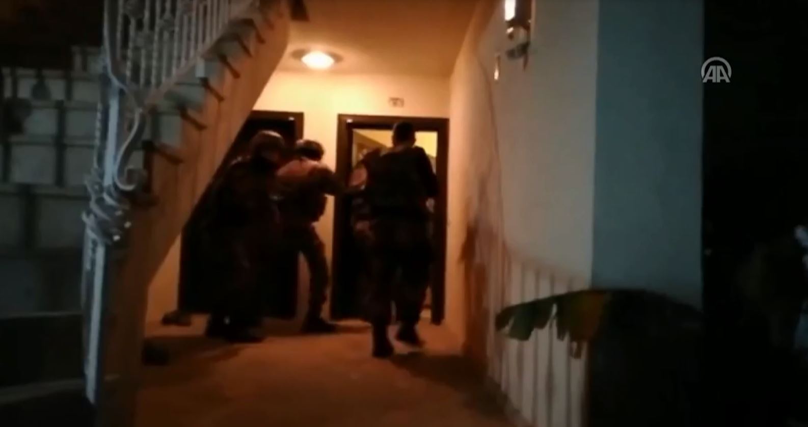 EMRI & VIDEO/ Policia turke shkatërron bandën e trafikantëve shqiptarë