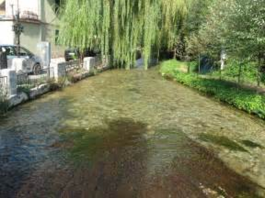 EMRI/ Itali, një shqiptar gjendet i vdekur në kanal