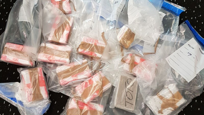 DETAJE & FOTO GALERI/ Holandë, kapen shqiptarët me 6.5 kg heroinë në Roterdam