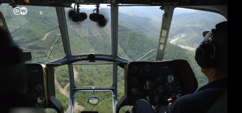 VIDEO/ Deutsche Welle film dokumentar për Shqipërinë: Kanabisi, industria me vlerë miliarda euro