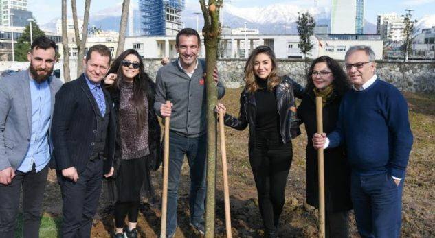 Patozi, ironi edhe me Këshillin Kombëtar, mbjellin pemë me Erionin