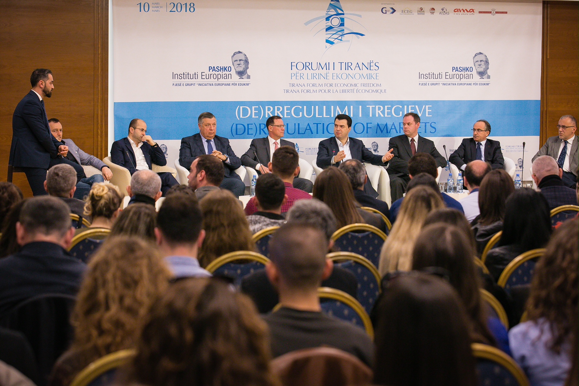 Basha publikon për herë të parë alternativën e PD për biznesin