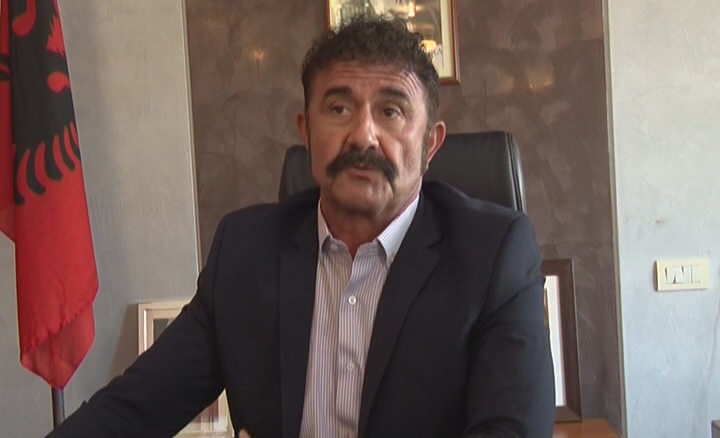 EMRI & FOTO/ Skandali me pronat Lezhë, arrestohet xhaxhai i Arben Ndokës