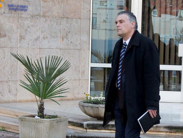 VENDIMI/ Ja 4 shkeljet, pse u shkarkua Komisioneri Publik Heral Saraçi